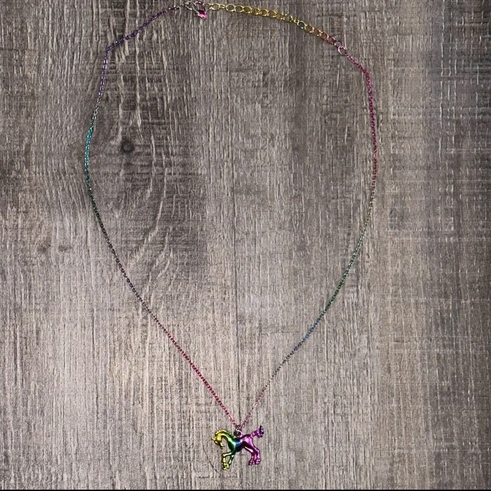 💞 Kids Rainbow Unicorn Necklace